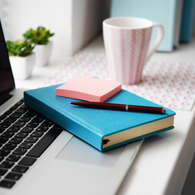 How to Write a Smashing Book Review